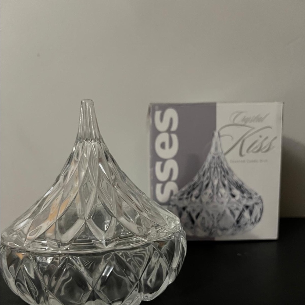 Crystal Hershey’s candy dish